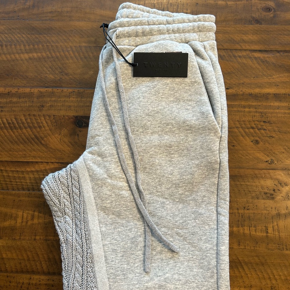 Twenty Montreal Men's Felt Connect Gray Sweatpants Size Medium